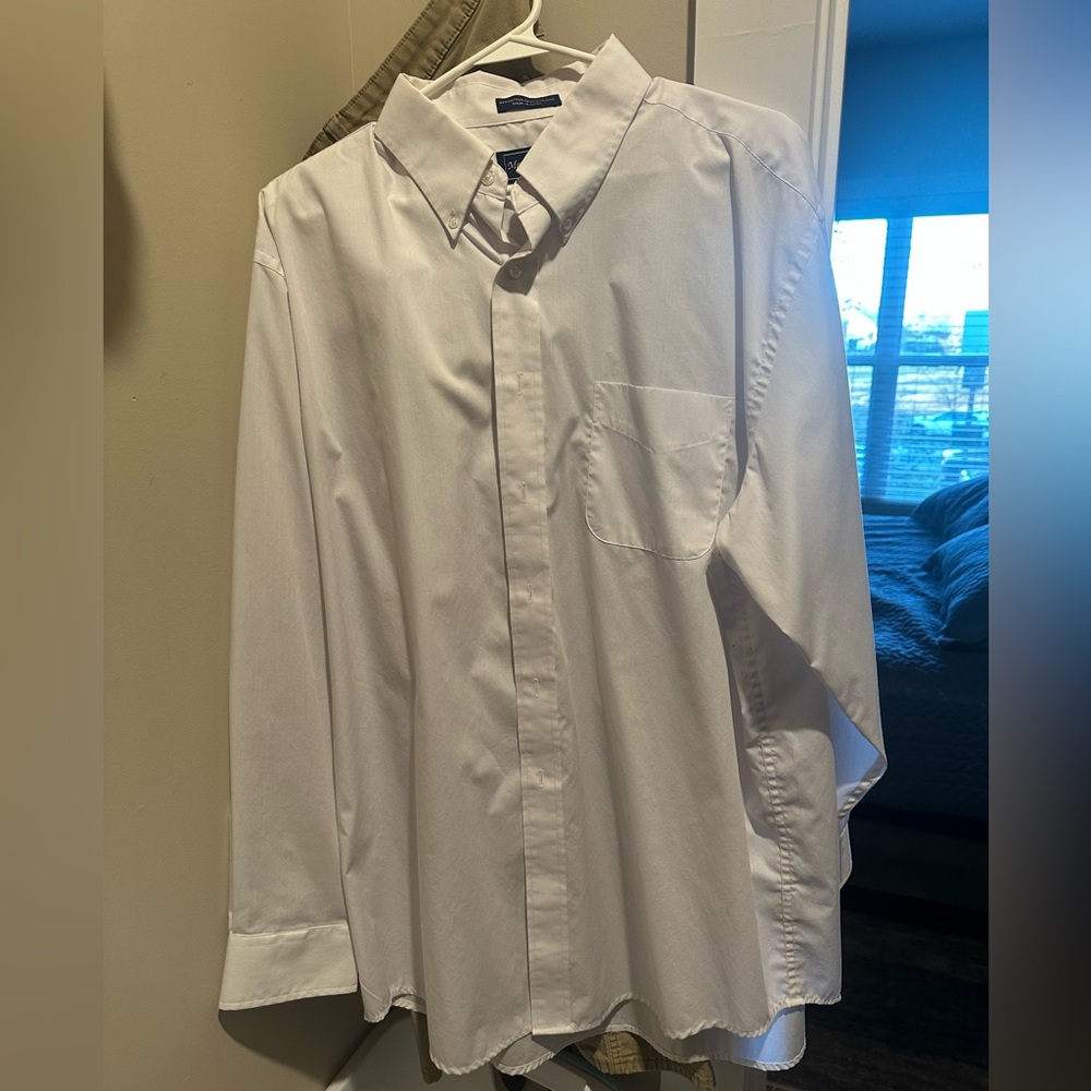 Men’s dress shirt